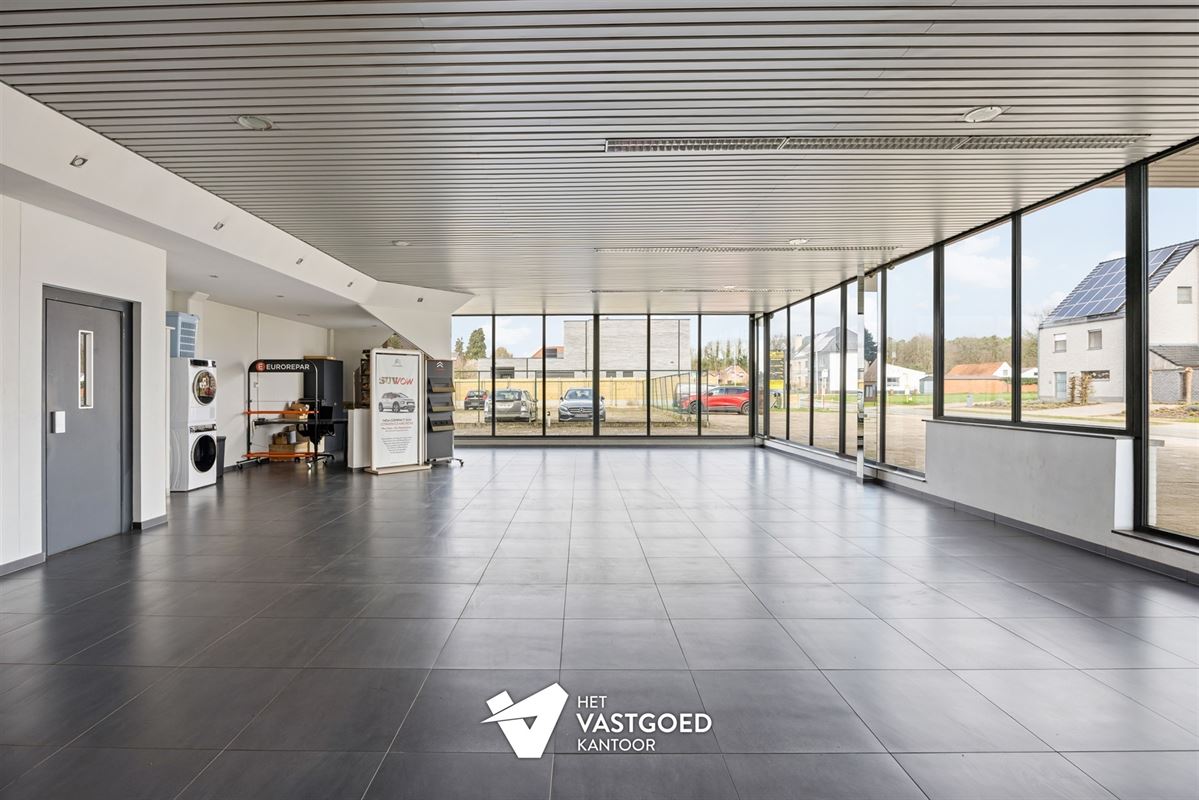 OVER TE NEMEN GARAGE (800M²) EN TANKSTATION GELEGEN OP EEN PERCEEL VAN 2727M² TE HAM