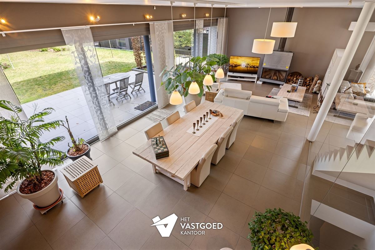 PRACHTIGE, RUIME EN ENERGIEZUINIGE WONING OP MOOI PERCEEL