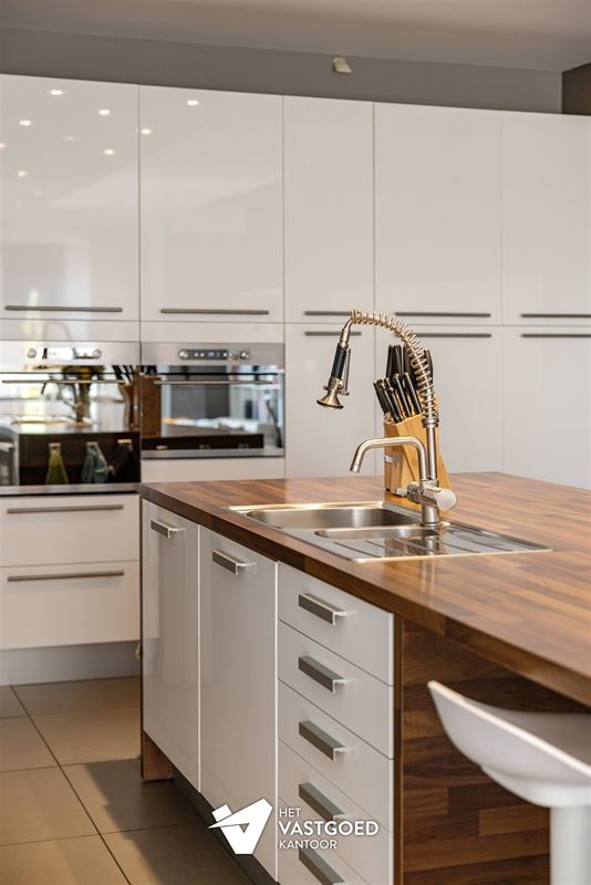 PRACHTIGE, RUIME EN ENERGIEZUINIGE WONING OP MOOI PERCEEL