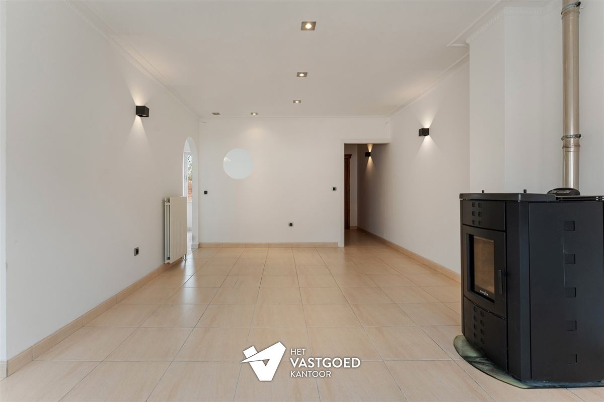 ZEER RUIME WONING (CA 550M2) MET ENORME MOGELIJKHEDEN