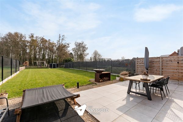 ENERGIEZUINIGE NIEUWBOUWWONING (E21) OP PERCEEL VAN 6A63CA IN GROENE DOCH CENTRALE OMGEVING