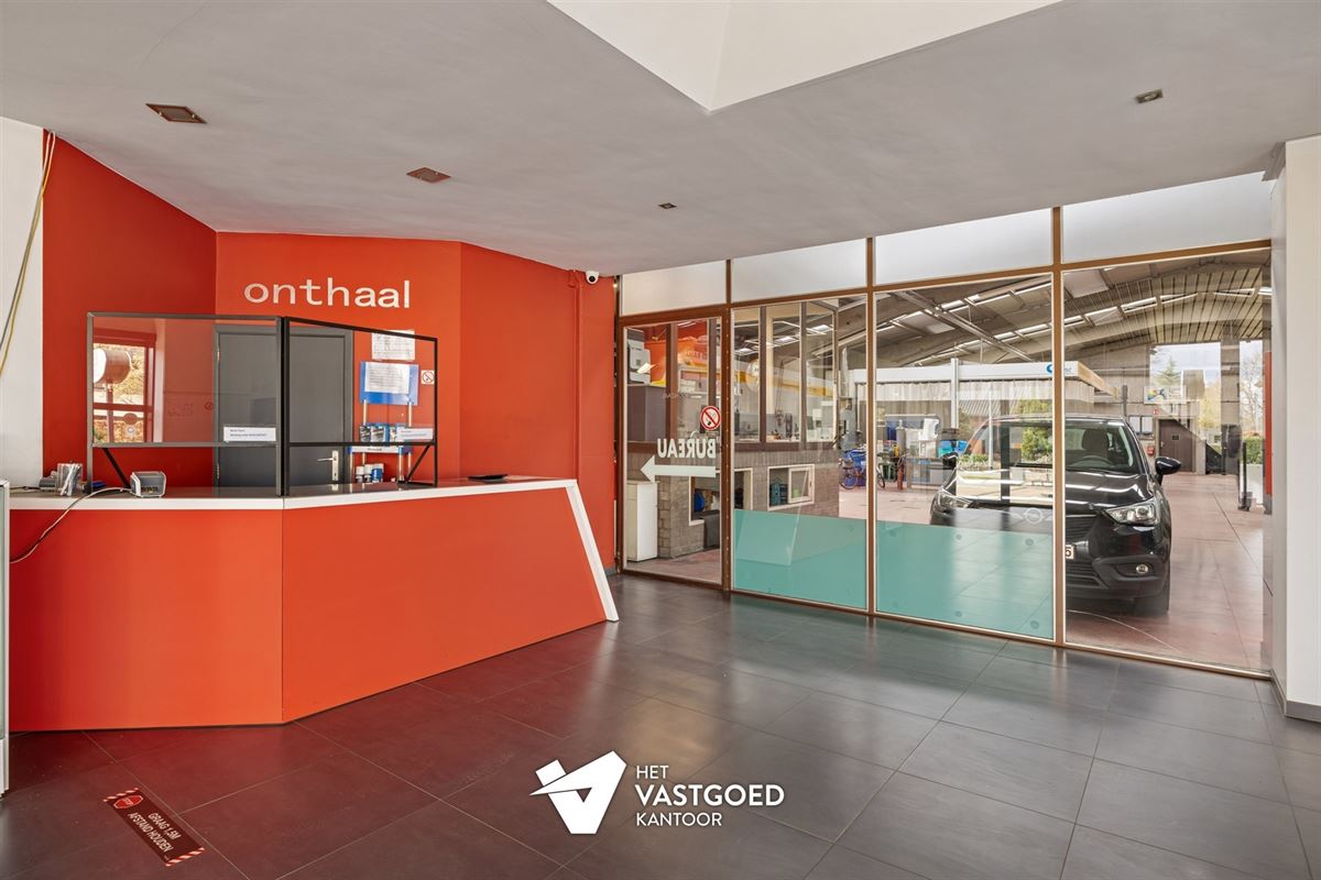 OVER TE NEMEN GARAGE (800M²) EN TANKSTATION GELEGEN OP EEN PERCEEL VAN 2727M² TE HAM