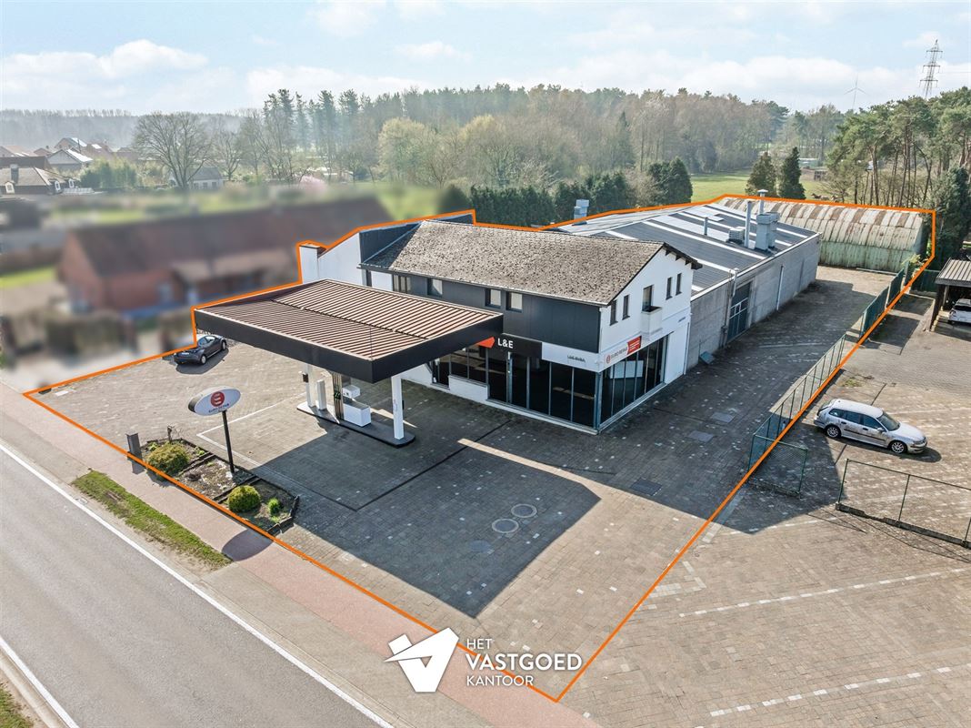 OVER TE NEMEN GARAGE (800M²) EN TANKSTATION GELEGEN OP EEN PERCEEL VAN 2727M² TE HAM