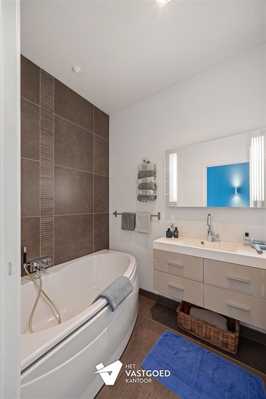 PRACHTIGE, RUIME EN ENERGIEZUINIGE WONING OP MOOI PERCEEL