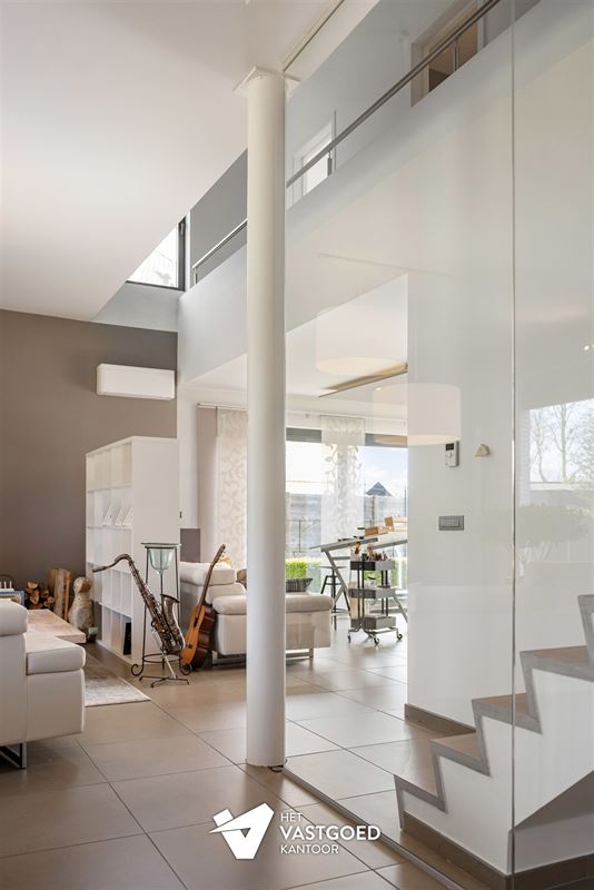 PRACHTIGE, RUIME EN ENERGIEZUINIGE WONING OP MOOI PERCEEL