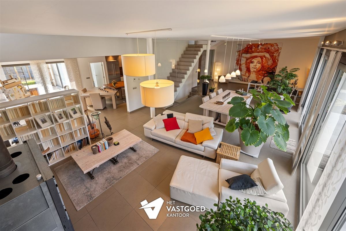 PRACHTIGE, RUIME EN ENERGIEZUINIGE WONING OP MOOI PERCEEL