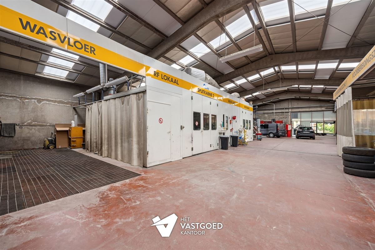 OVER TE NEMEN GARAGE (800M²) EN TANKSTATION GELEGEN OP EEN PERCEEL VAN 2727M² TE HAM