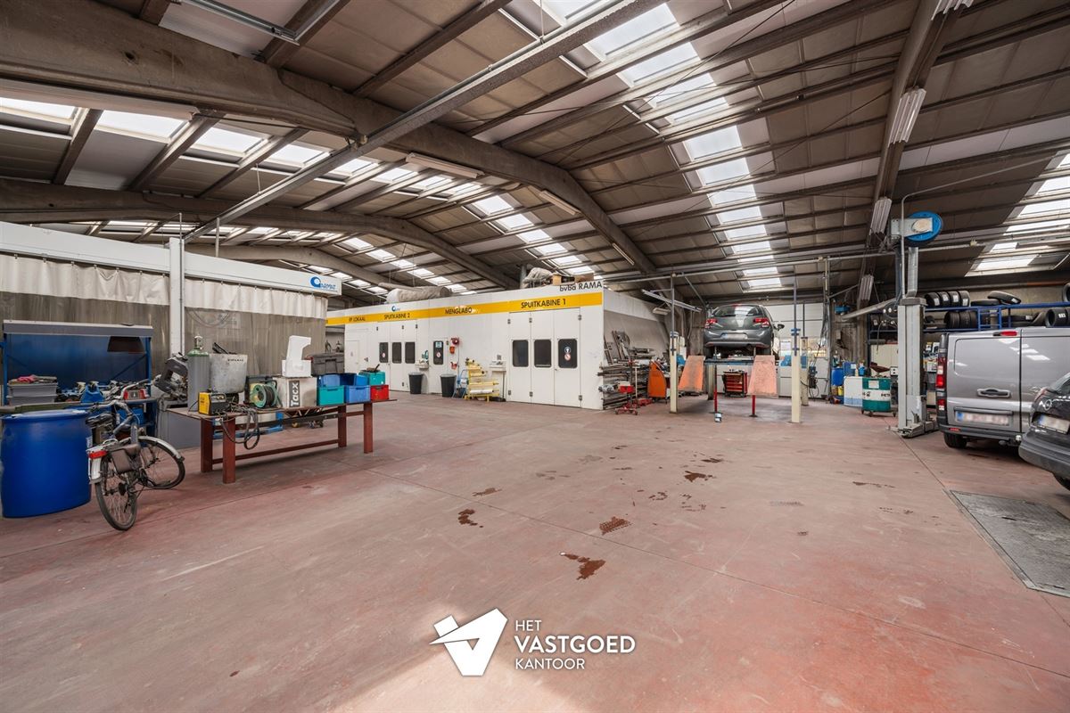OVER TE NEMEN GARAGE (800M²) EN TANKSTATION GELEGEN OP EEN PERCEEL VAN 2727M² TE HAM