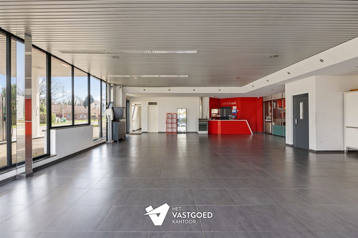 OVER TE NEMEN GARAGE (800M²) EN TANKSTATION GELEGEN OP EEN PERCEEL VAN 2727M² TE HAM