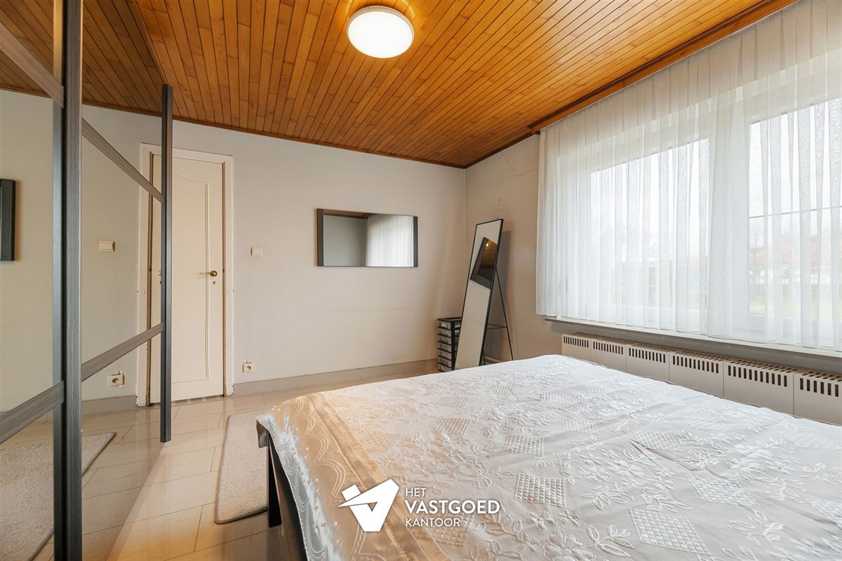 GERENOVEERDE WONING MET 3 SLAAPKAMERS EN GEZELLIGE STADSTUIN IN HEUSDEN CENTRUM