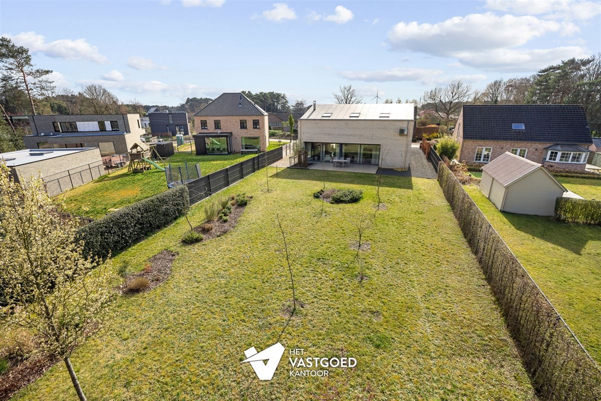 PRACHTIGE, RUIME EN ENERGIEZUINIGE WONING OP MOOI PERCEEL