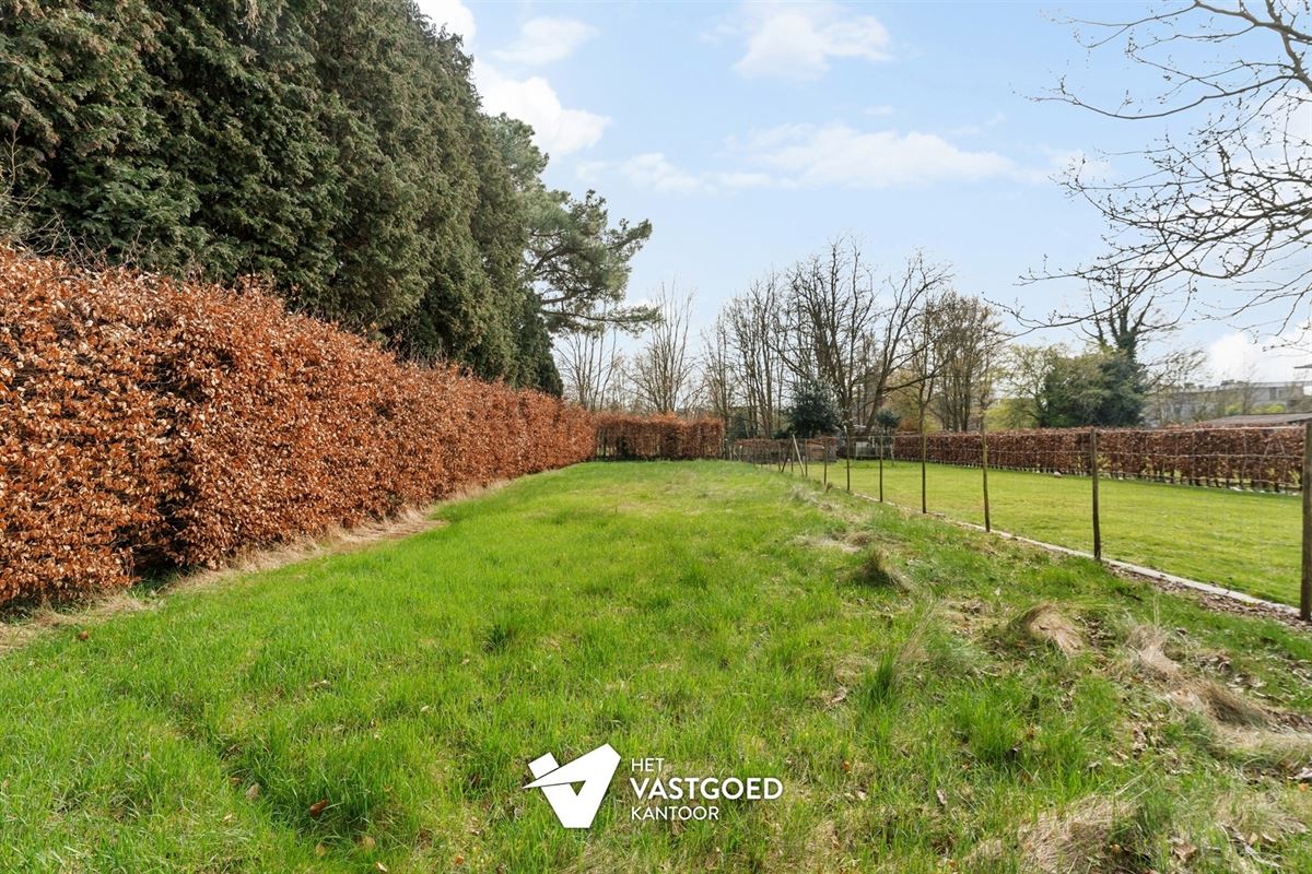 ZEER RUIME WONING (CA 550M2) MET ENORME MOGELIJKHEDEN