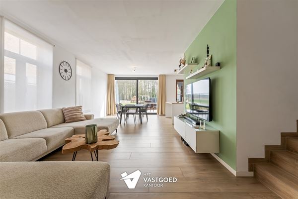 ENERGIEZUINIGE NIEUWBOUWWONING (E21) OP PERCEEL VAN 6A63CA IN GROENE DOCH CENTRALE OMGEVING