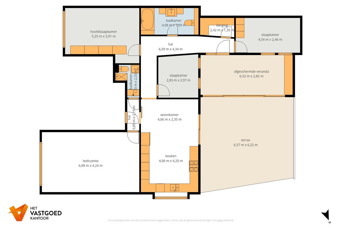 PERFECT ONDERHOUDEN GELIJKVLOERS APPARTEMENT (146M²) MET 3 SLAAPKAMERS EN TERRAS TE HASSELT