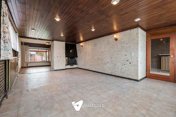 RUIME WONING (4 SLPKS) OP RUIM PERCEEL 1498M2