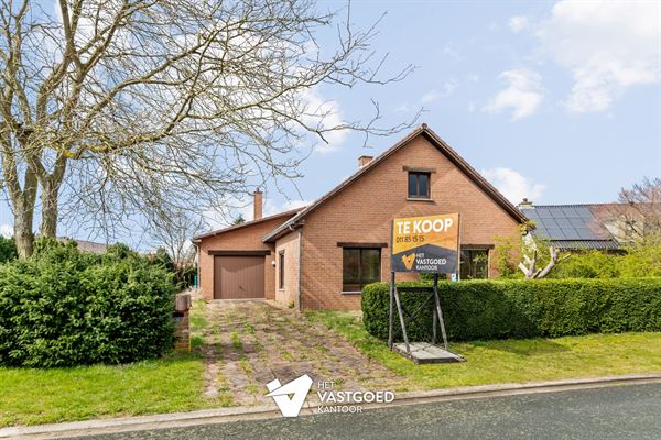 TE RENOVEREN WONING MET 3 SLAAPKAMERS RUSTIG GELEGEN OP EEN PERCEEL VAN 760M² TE LEOPOLDSBURG