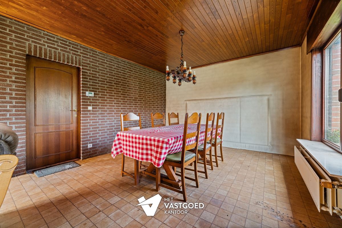 TE RENOVEREN WONING MET 3 SLAAPKAMERS RUSTIG GELEGEN OP EEN PERCEEL VAN 760M² TE LEOPOLDSBURG