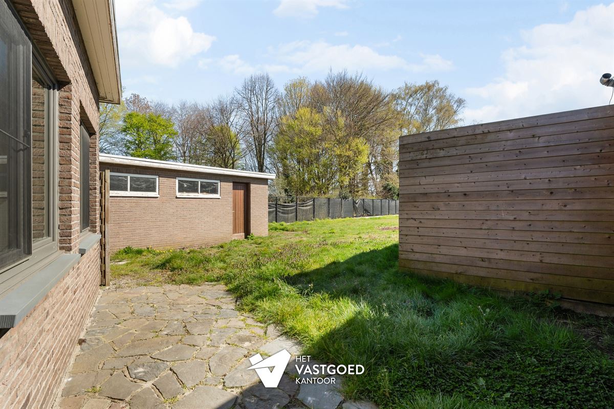 RECENT GERENOVEERDE RUIME WONING (220M²) MET 5 SLAAPKAMERS EN TUIN MET TUINKAMER TE BERINGEN