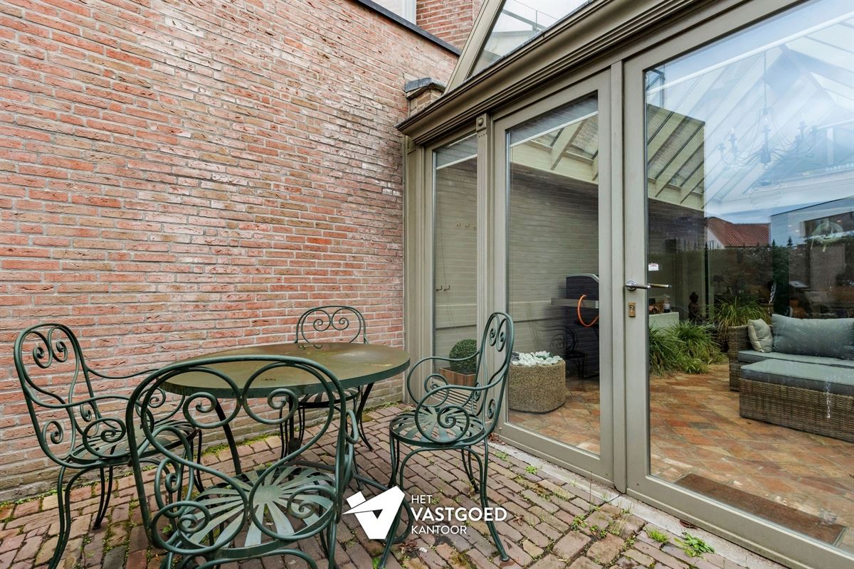 PERFECT ONDERHOUDEN GELIJKVLOERS APPARTEMENT (135M²) MET 2 SLAAPKAMERS + DRESSING EN TERRAS TE LAAKDAL