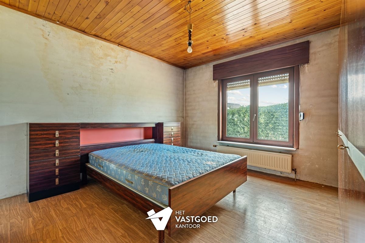 TE RENOVEREN WONING MET 3 SLAAPKAMERS RUSTIG GELEGEN OP EEN PERCEEL VAN 760M² TE LEOPOLDSBURG