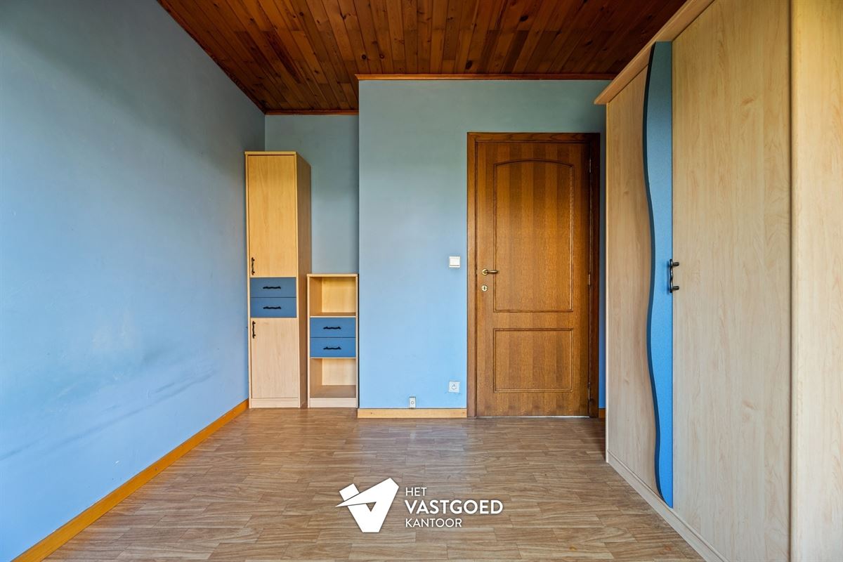 TE RENOVEREN WONING MET 3 SLAAPKAMERS RUSTIG GELEGEN OP EEN PERCEEL VAN 760M² TE LEOPOLDSBURG