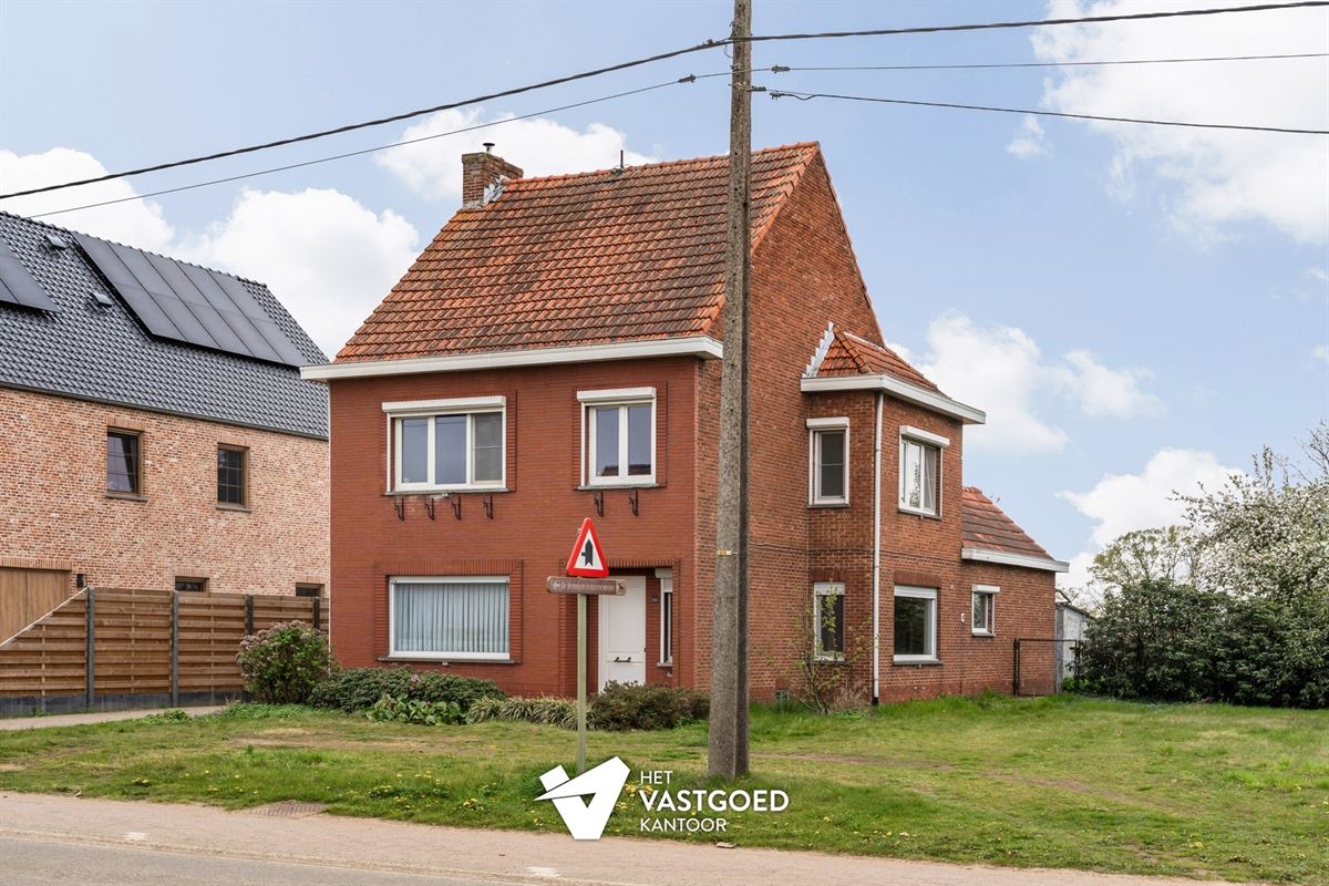 WONING MET POTENTIEEL (154M²) MET 3 SLAAPKAMERS EN PRACHTIGE TUIN TE MEERHOUT