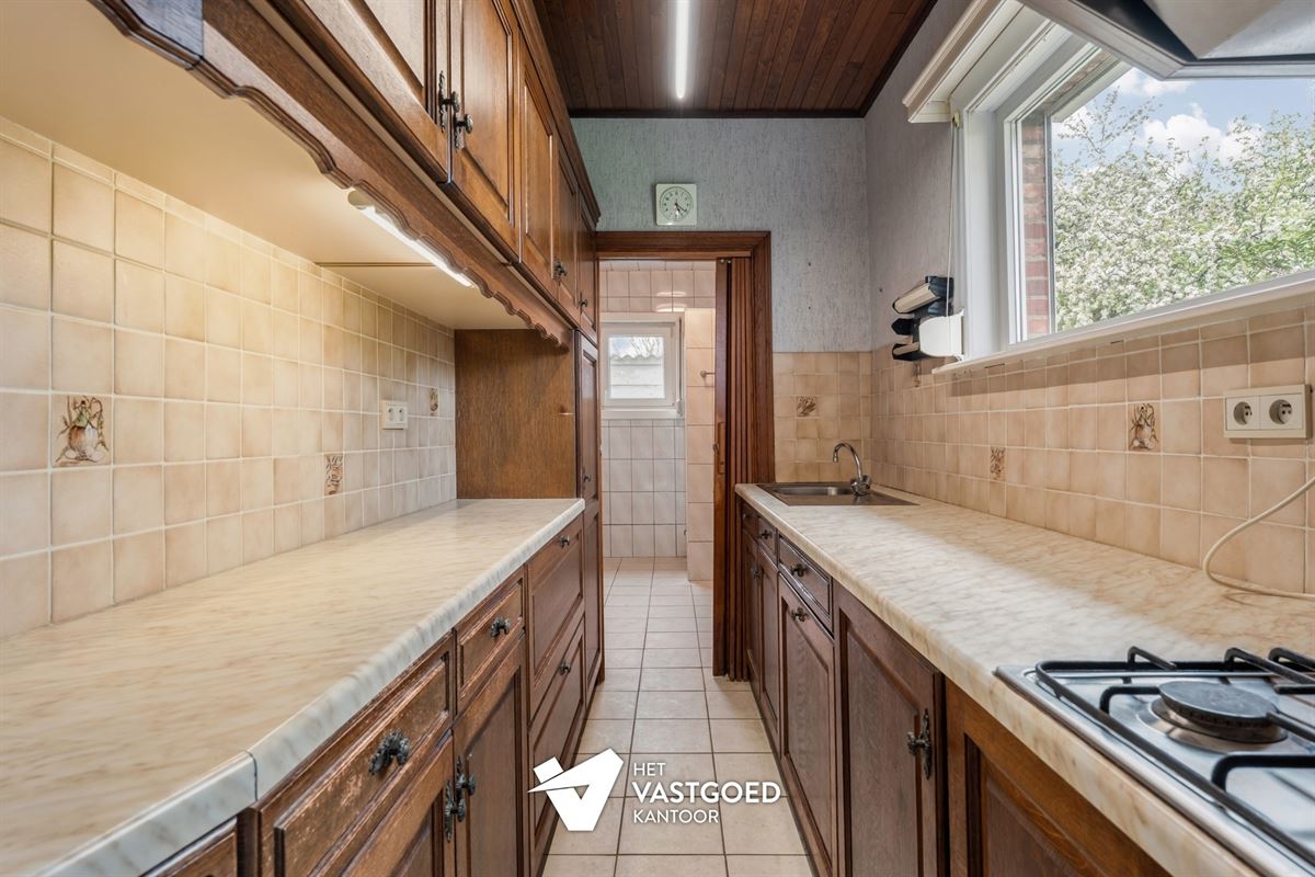 WONING MET POTENTIEEL (154M²) MET 3 SLAAPKAMERS EN PRACHTIGE TUIN TE MEERHOUT