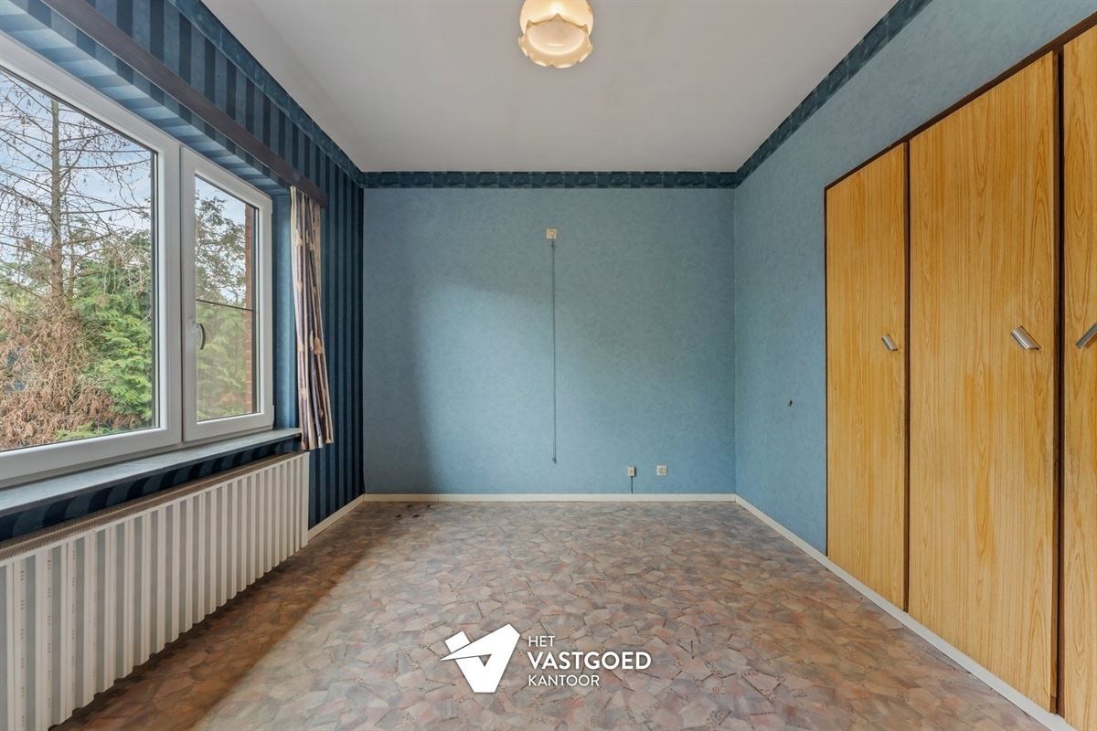 TE RENOVEREN WONING MET 3 SLAAPKAMERS OP RUSTIGE DOCH CENTRALE LIGGING IN LUMMEN (MELDERT)