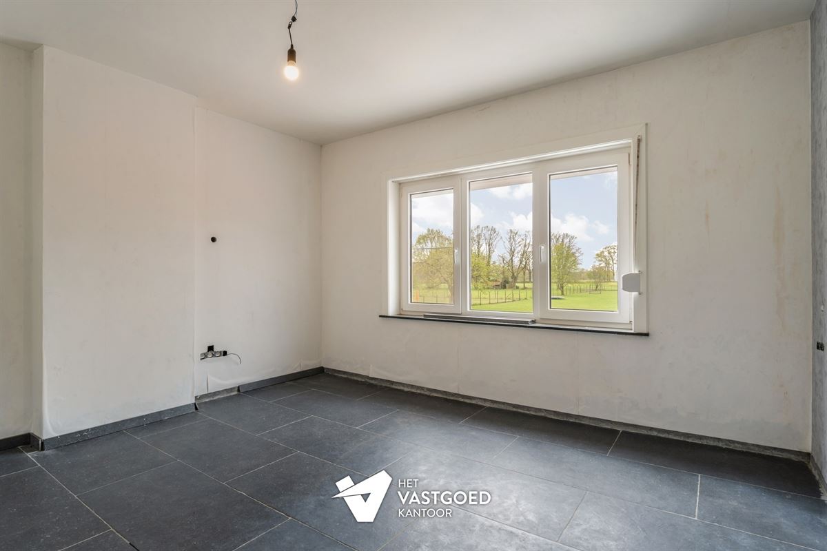 WONING MET POTENTIEEL (154M²) MET 3 SLAAPKAMERS EN PRACHTIGE TUIN TE MEERHOUT
