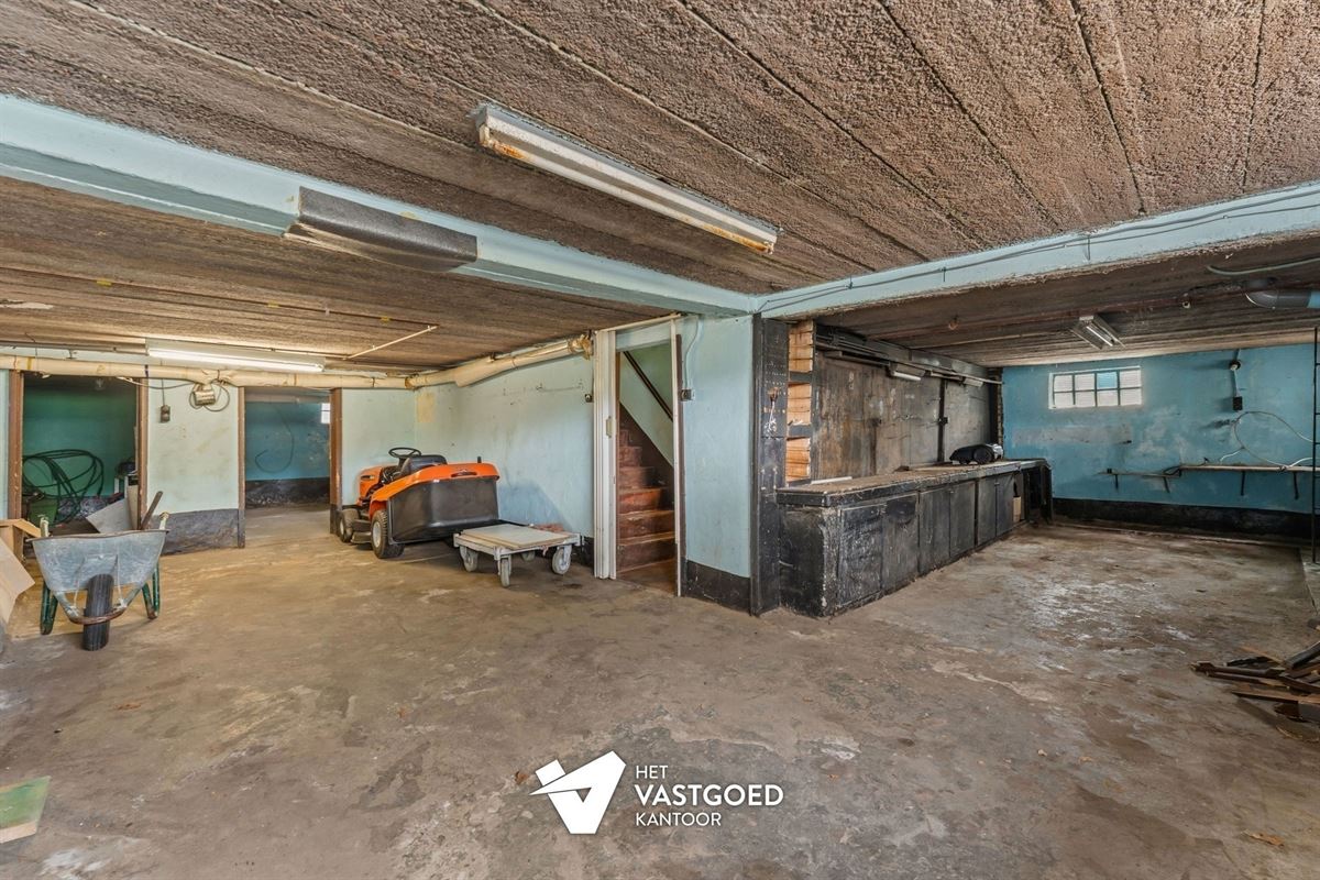 TE RENOVEREN WONING MET 3 SLAAPKAMERS OP RUSTIGE DOCH CENTRALE LIGGING IN LUMMEN (MELDERT)