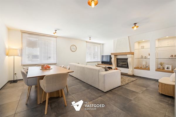 RECENT GERENOVEERDE WONING MET 3 SLAAPKAMERS OP PERCEEL VAN 7A 85CA OP CENTRALE LIGGING TE BERINGEN