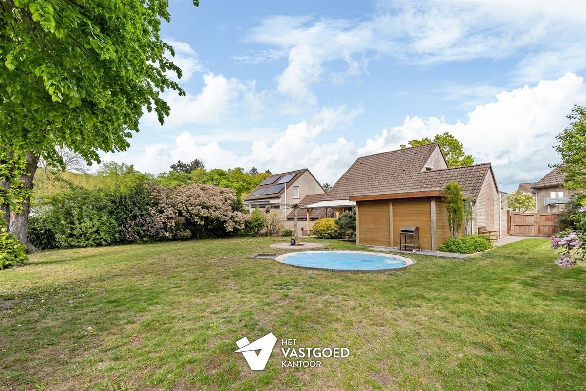 PERFECT ONDERHOUDEN INSTAPKLARE WONING MET 4 SLAAPKAMERS OP EEN PERCEEL VAN 8A 19CA TE LEOPOLDSBURG