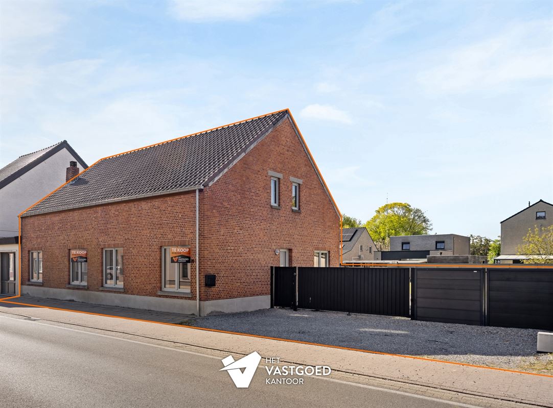 RECENT GERENOVEERDE WONING MET 3 SLAAPKAMERS OP PERCEEL VAN 7A 85CA OP CENTRALE LIGGING TE BERINGEN
