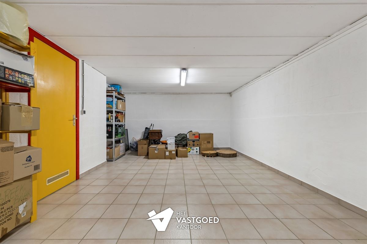 PERFECT ONDERHOUDEN INSTAPKLARE WONING MET 4 SLAAPKAMERS OP EEN PERCEEL VAN 8A 19CA TE LEOPOLDSBURG