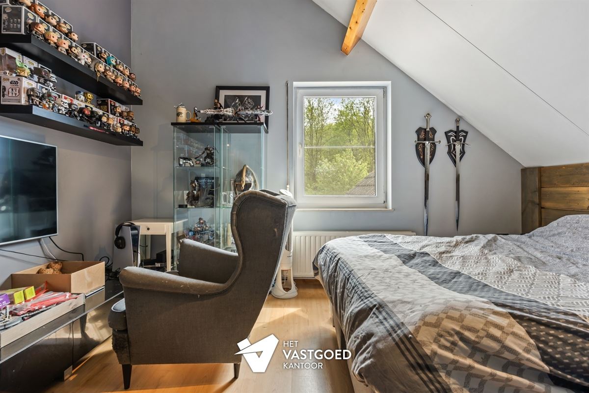 PERFECT ONDERHOUDEN INSTAPKLARE WONING MET 4 SLAAPKAMERS OP EEN PERCEEL VAN 8A 19CA TE LEOPOLDSBURG