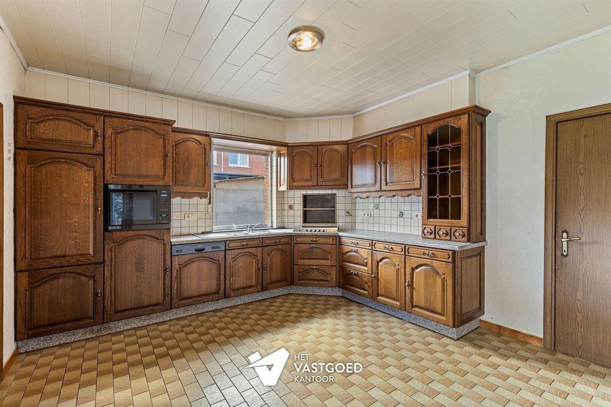 WONING MET ENORM POTENTIEEL OP MOOI PERCEEL VAN 1218M2