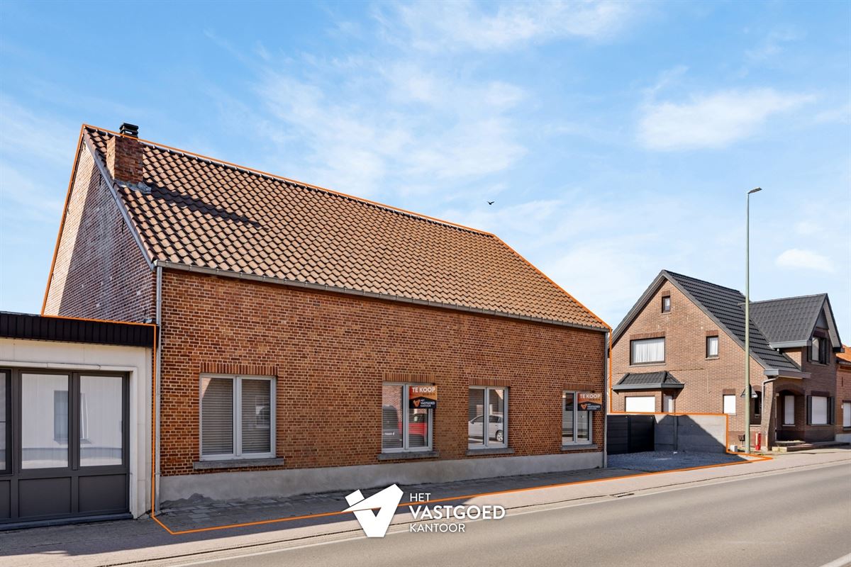 RECENT GERENOVEERDE WONING MET 3 SLAAPKAMERS OP PERCEEL VAN 7A 85CA OP CENTRALE LIGGING TE BERINGEN