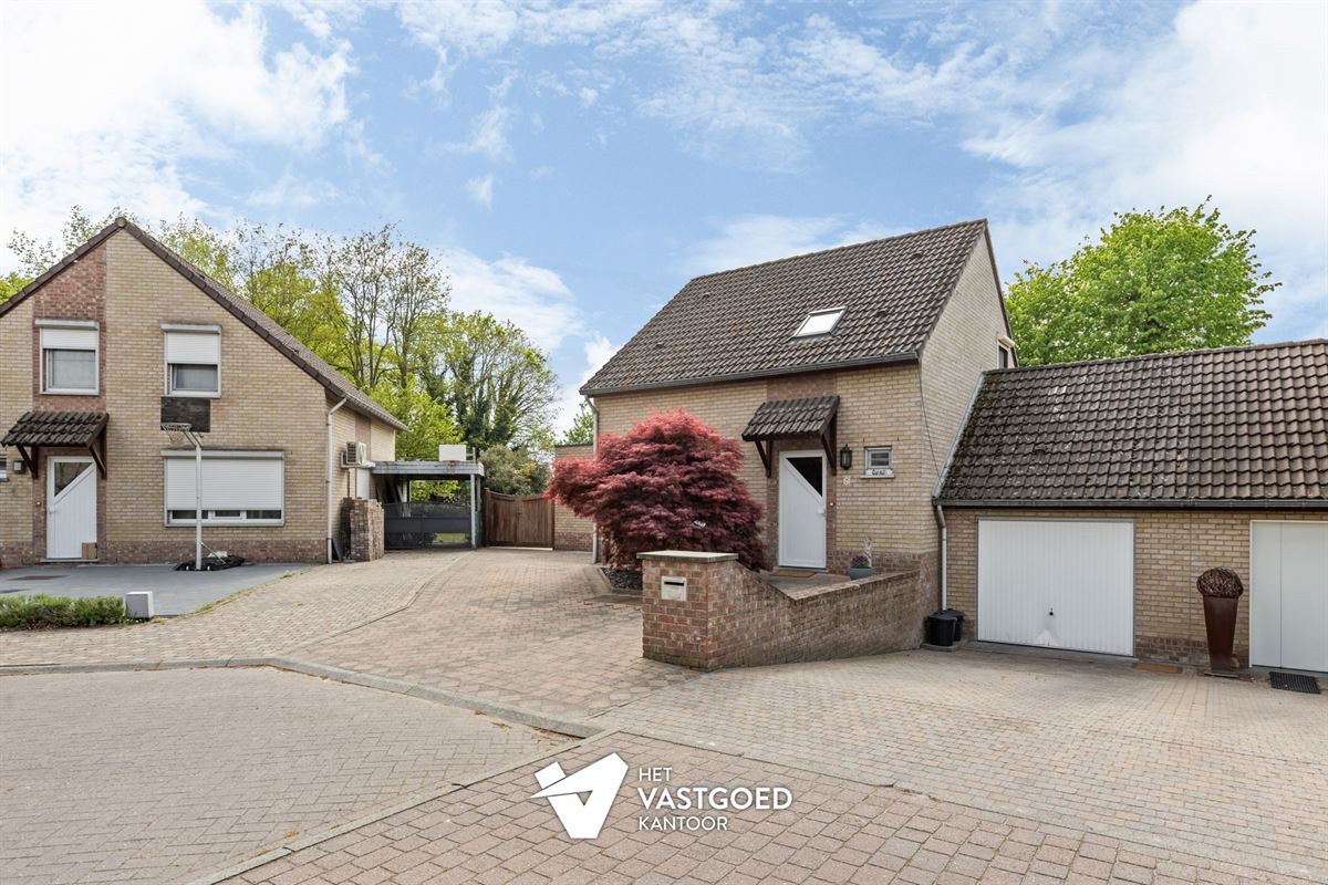 PERFECT ONDERHOUDEN INSTAPKLARE WONING MET 4 SLAAPKAMERS OP EEN PERCEEL VAN 8A 19CA TE LEOPOLDSBURG