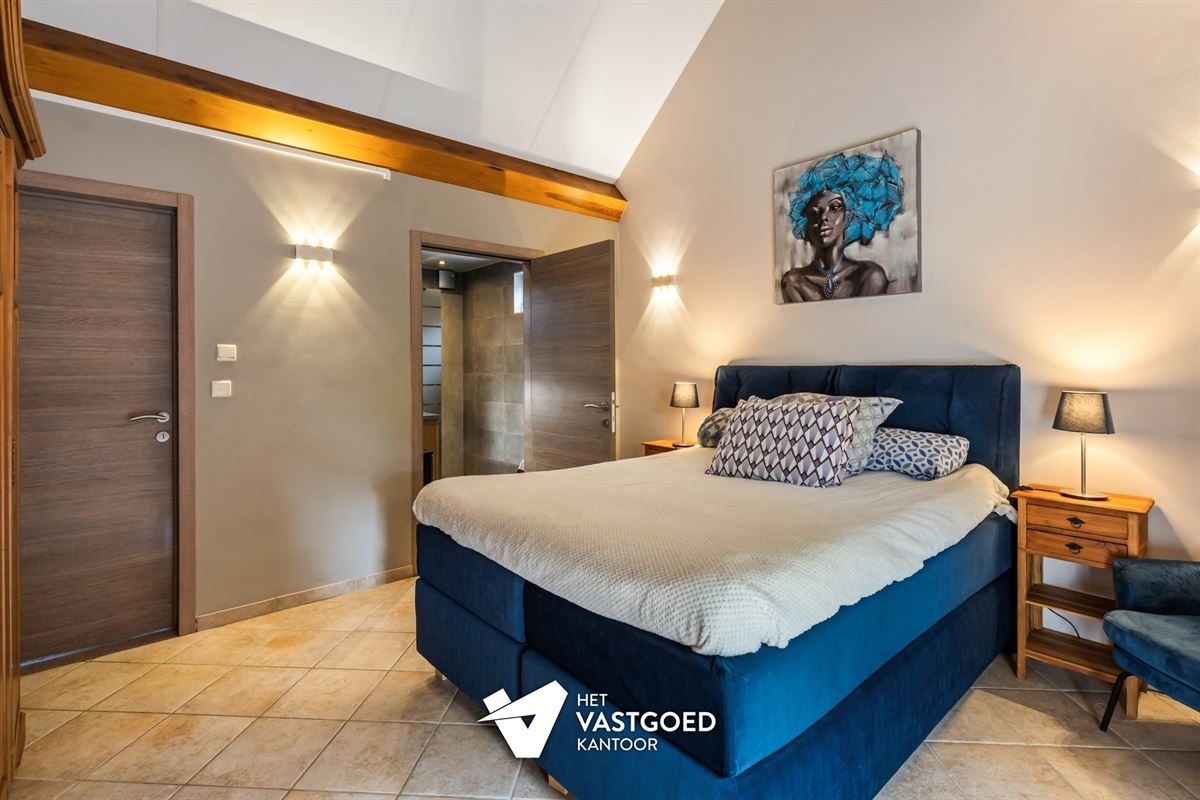 PERFECT ONDERHOUDEN INSTAPKLARE WONING MET 4 SLAAPKAMERS OP EEN PERCEEL VAN 8A 19CA TE LEOPOLDSBURG