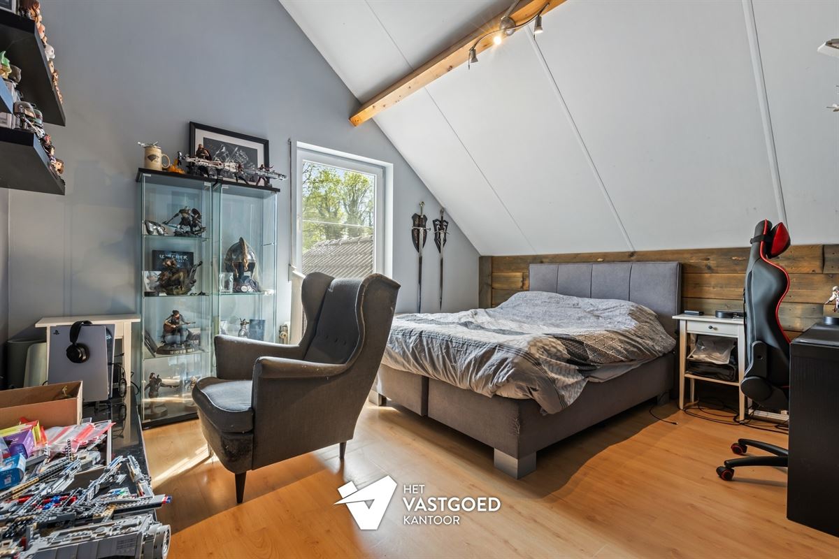 PERFECT ONDERHOUDEN INSTAPKLARE WONING MET 4 SLAAPKAMERS OP EEN PERCEEL VAN 8A 19CA TE LEOPOLDSBURG