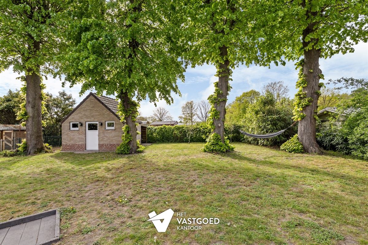 PERFECT ONDERHOUDEN INSTAPKLARE WONING MET 4 SLAAPKAMERS OP EEN PERCEEL VAN 8A 19CA TE LEOPOLDSBURG