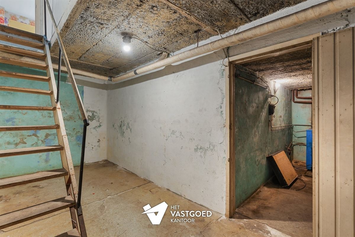 RUIME WONING MET ENORM POTENTIEEL OP IDEALE LIGGING