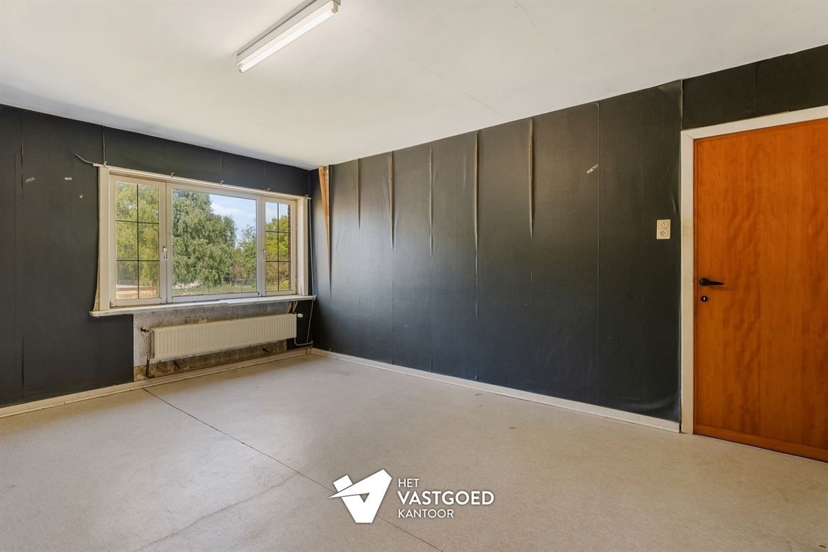 RUIME WONING MET ENORM POTENTIEEL OP IDEALE LIGGING