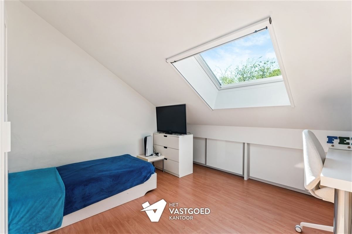 RECENTE WONING MET KWALITATIEVE AFWERKING OP TOP-LIGGING