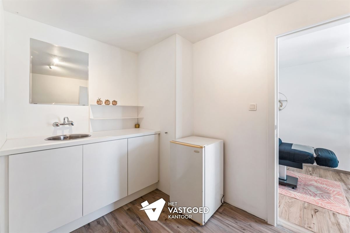RECENTE WONING MET KWALITATIEVE AFWERKING OP TOP-LIGGING