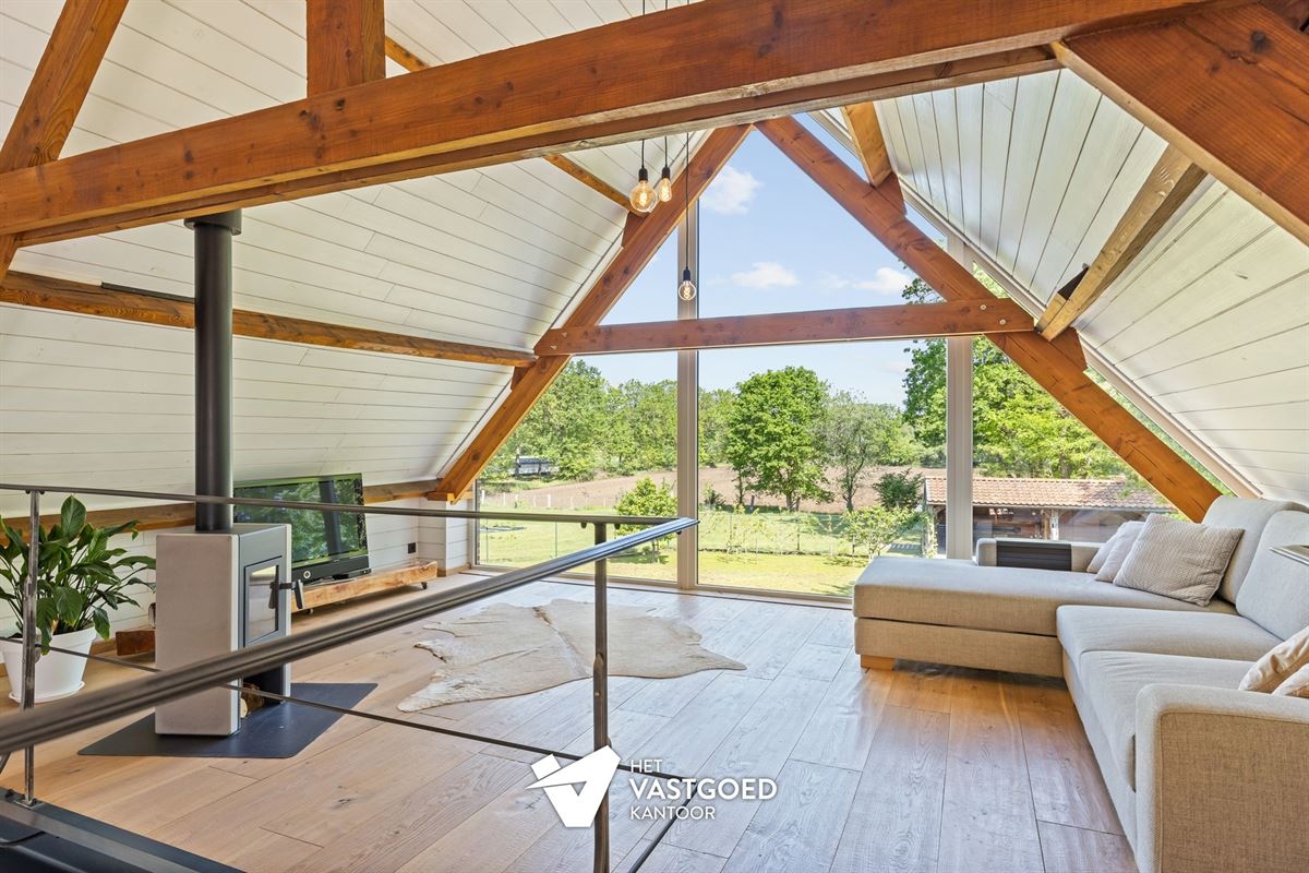 SUPER KNAP GERENOVEERDE HOEVE OP PERCEEL VAN 2344M² TE MEERHOUT