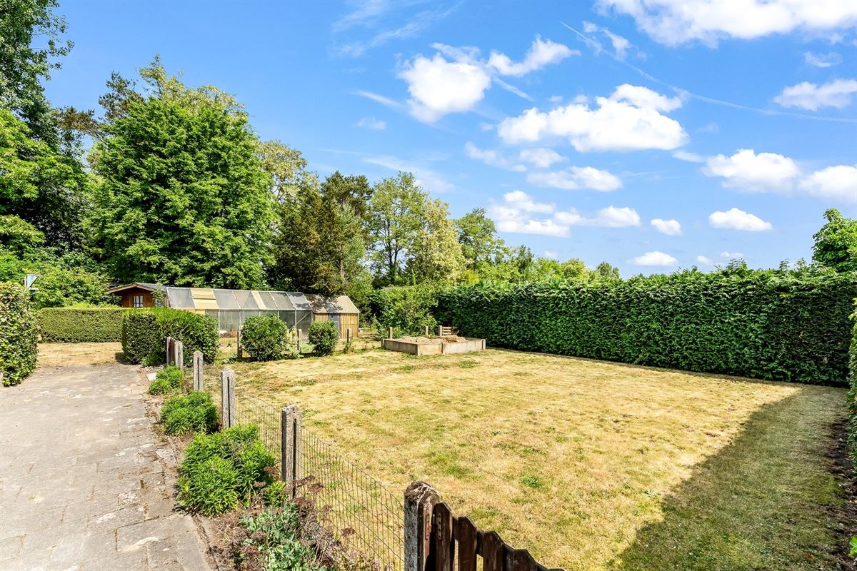 GOED ONDERHOUDEN WONING MET POTENTIEEL OP LEUKE LIGGING!