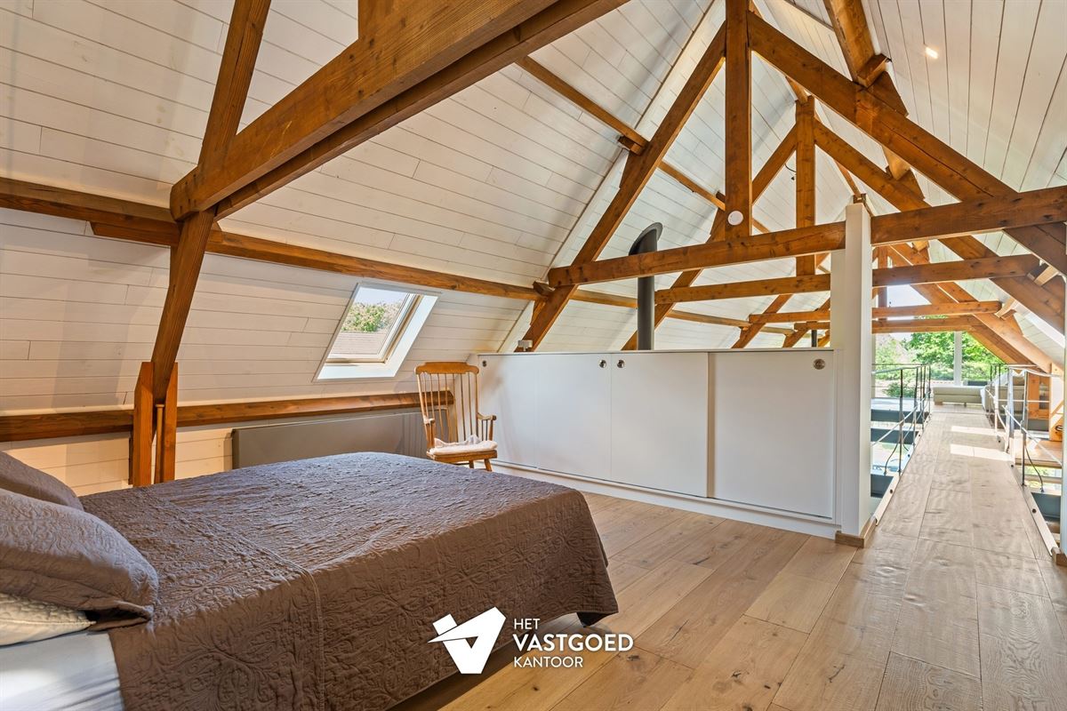 SUPER KNAP GERENOVEERDE HOEVE OP PERCEEL VAN 2344M² TE MEERHOUT
