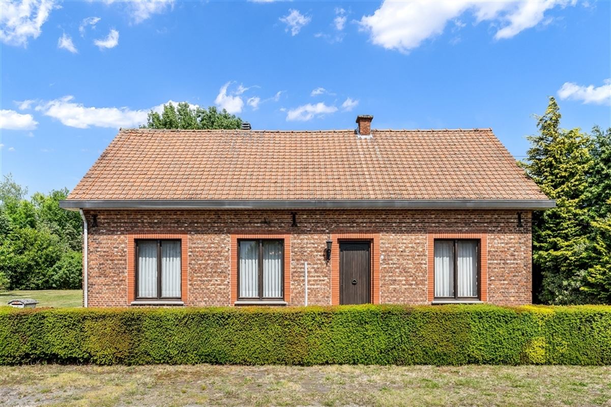 GOED ONDERHOUDEN WONING MET POTENTIEEL OP LEUKE LIGGING!