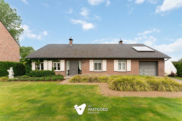 GELIJKVLOERSE INSTAPKLARE WONING OP TOP-LIGGING NABIJ CENTRUM BALEN